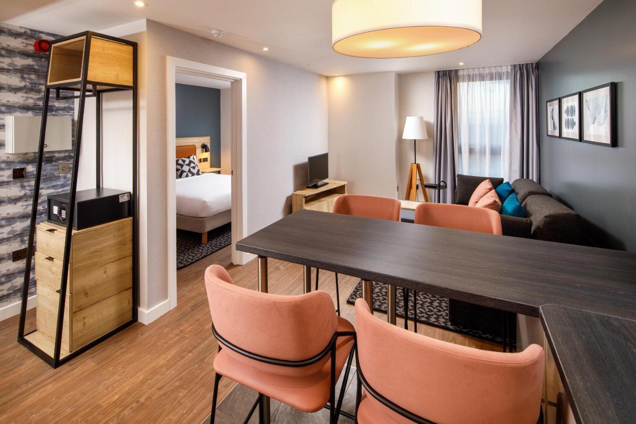 Aparthotel Adagio London Sutton Point Экстерьер фото